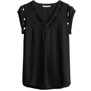NWT Daniel Rainn Kabari Cutout Detail Blouse in black 
2x HOST PICK! 🎉🎉